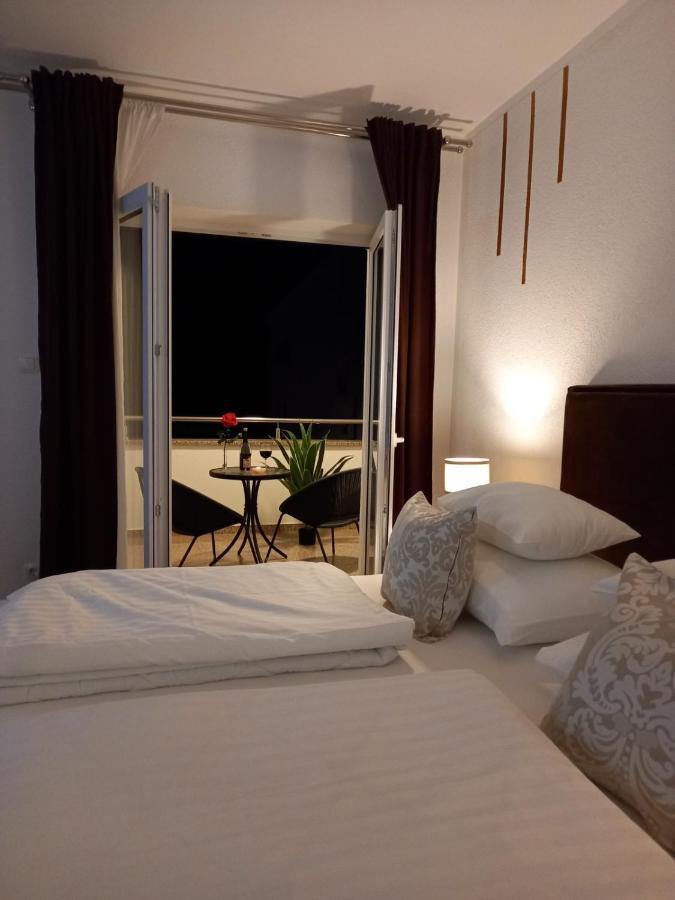 נובי ווינודולסקי Garfild 1 Guest House מראה חיצוני תמונה